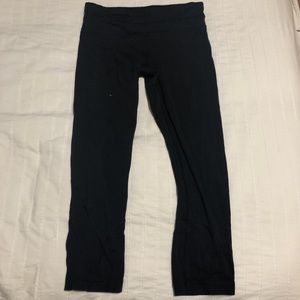 Black lulu cropped leggings
